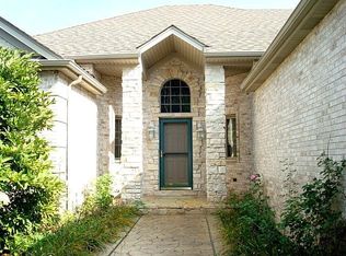 43W219 Tall Pines Rd, Elgin, IL 60124