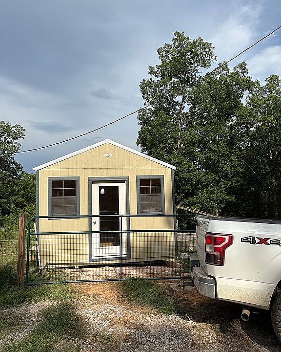 2nd image of 386 Kevin Rd