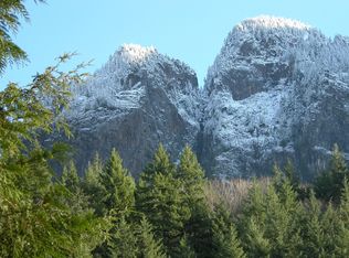 7414 Moon Valley Rd SE, North Bend, WA 98045