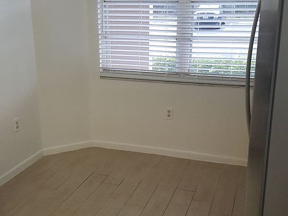 4th image of 13355 SW 16th Ct APT 105E