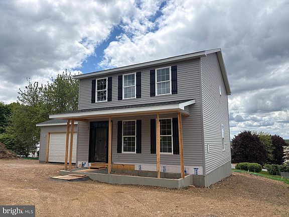 2nd image of 12 Hilltop Rd