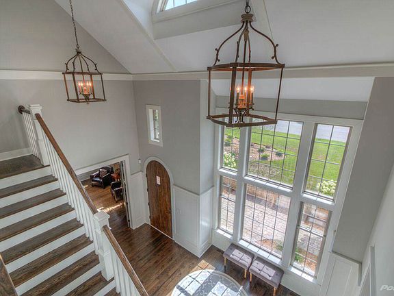 Stunning open Foyer!