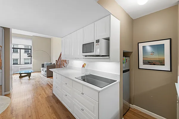 Sold by Compass | media 1