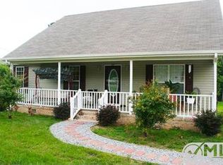 18 Tranquility Dr, Fayetteville, TN 37334