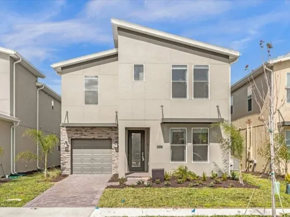8967 Play Through Dr, Davenport, FL 33896