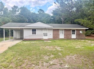 6612 Amanda Cir, Fayetteville, NC 28304