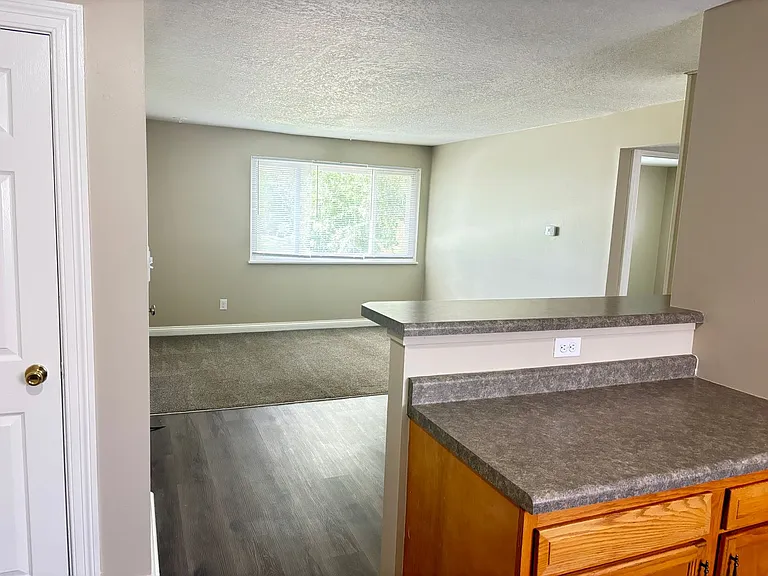 4918 Northcrest — Photo 3