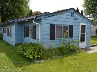 6506 Marina Dr, Clay, MI 48001