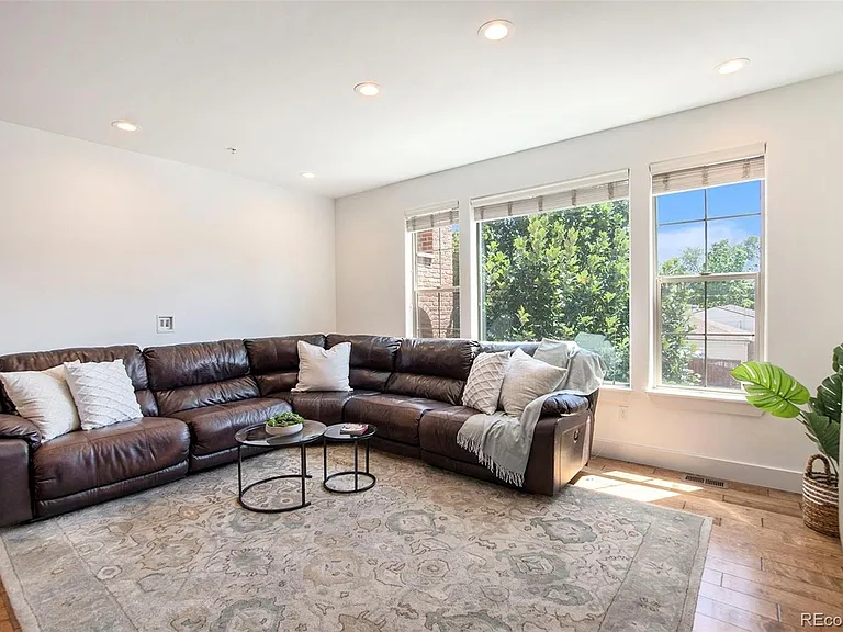 2357 E Iliff Ave — Photo 4