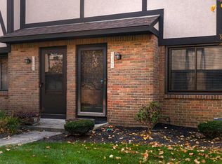 5325 Tartan Ln #3, Columbus, OH 43235