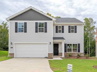 511 Wheelcrest Ct, Winston Salem, NC 27107