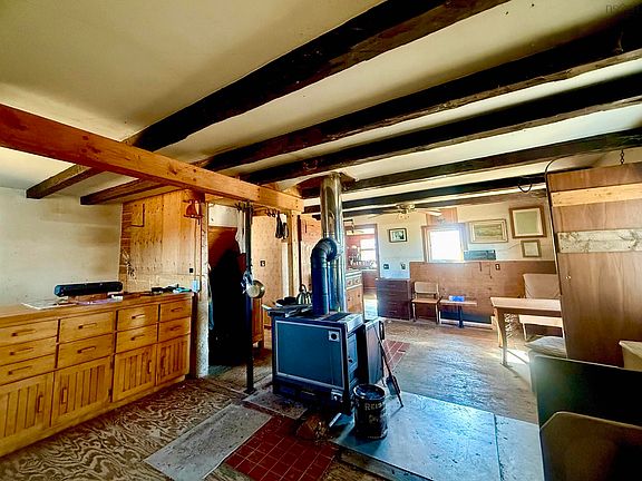 4th image of 201 Macleod Settlement Rd