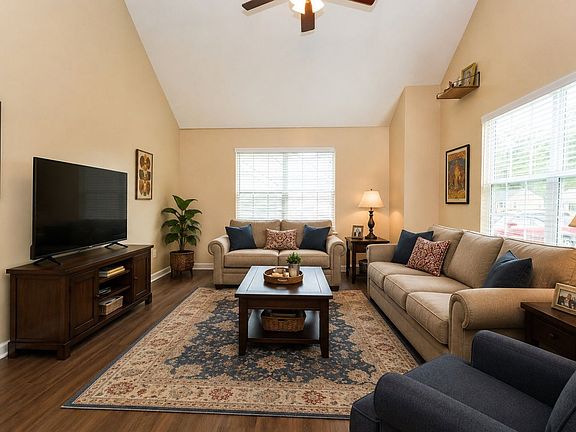2nd image of 4705 Montview Dr