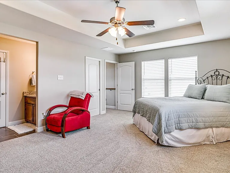 7617 Diamond Dr — Photo 31