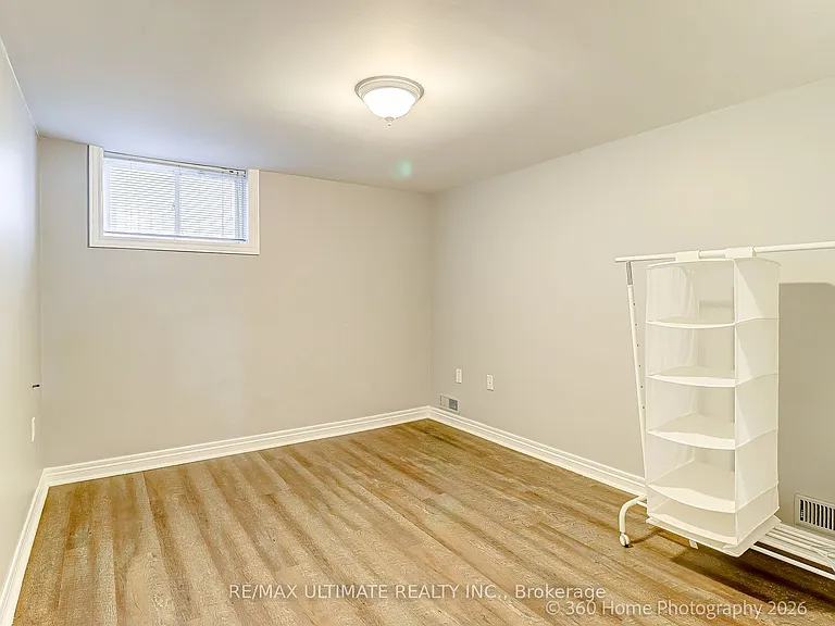 49 Gooderham Dr — Photo 12