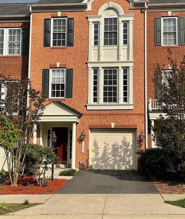 1st image of 1036 Hotchkiss Pl