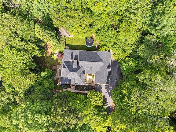 2nd image of 280 Sweetwater Hills Dr