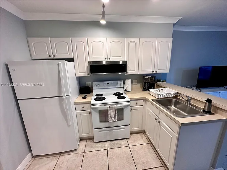 1480 S Ocean Blvd #104 — Photo 17