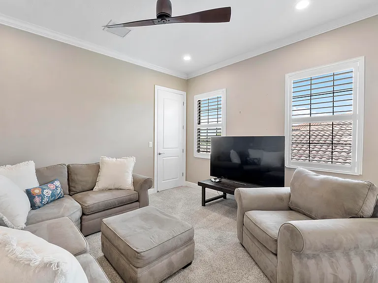 11525 NW 81st Pl — Photo 46