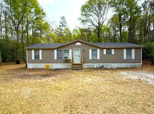 1148 Hezekiah Rd, Eastover, SC 29044