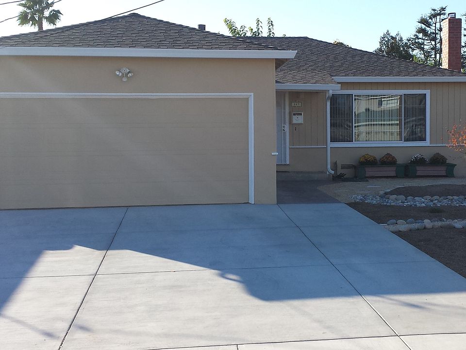 1st image of 849 Corlista Dr