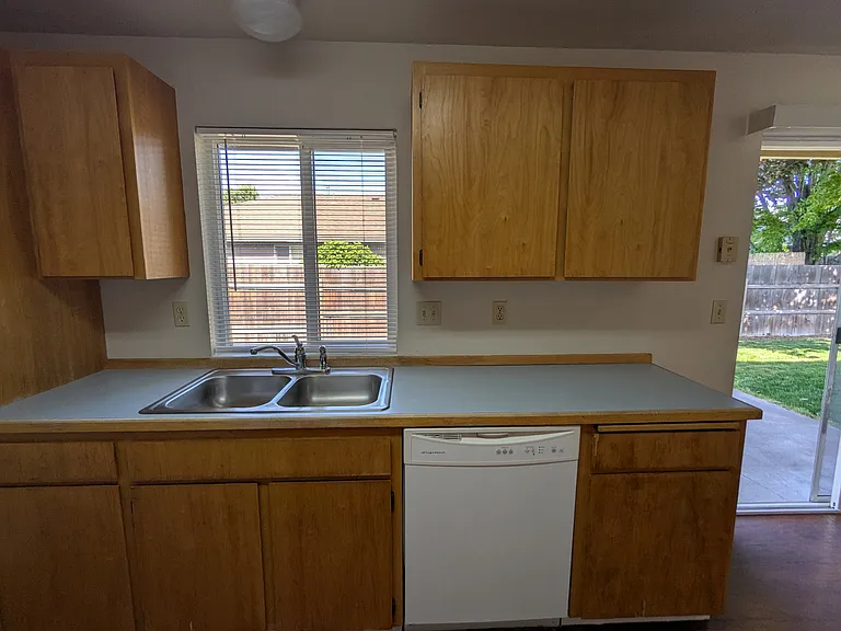61862 Avonlea Cir #1 — Photo 9