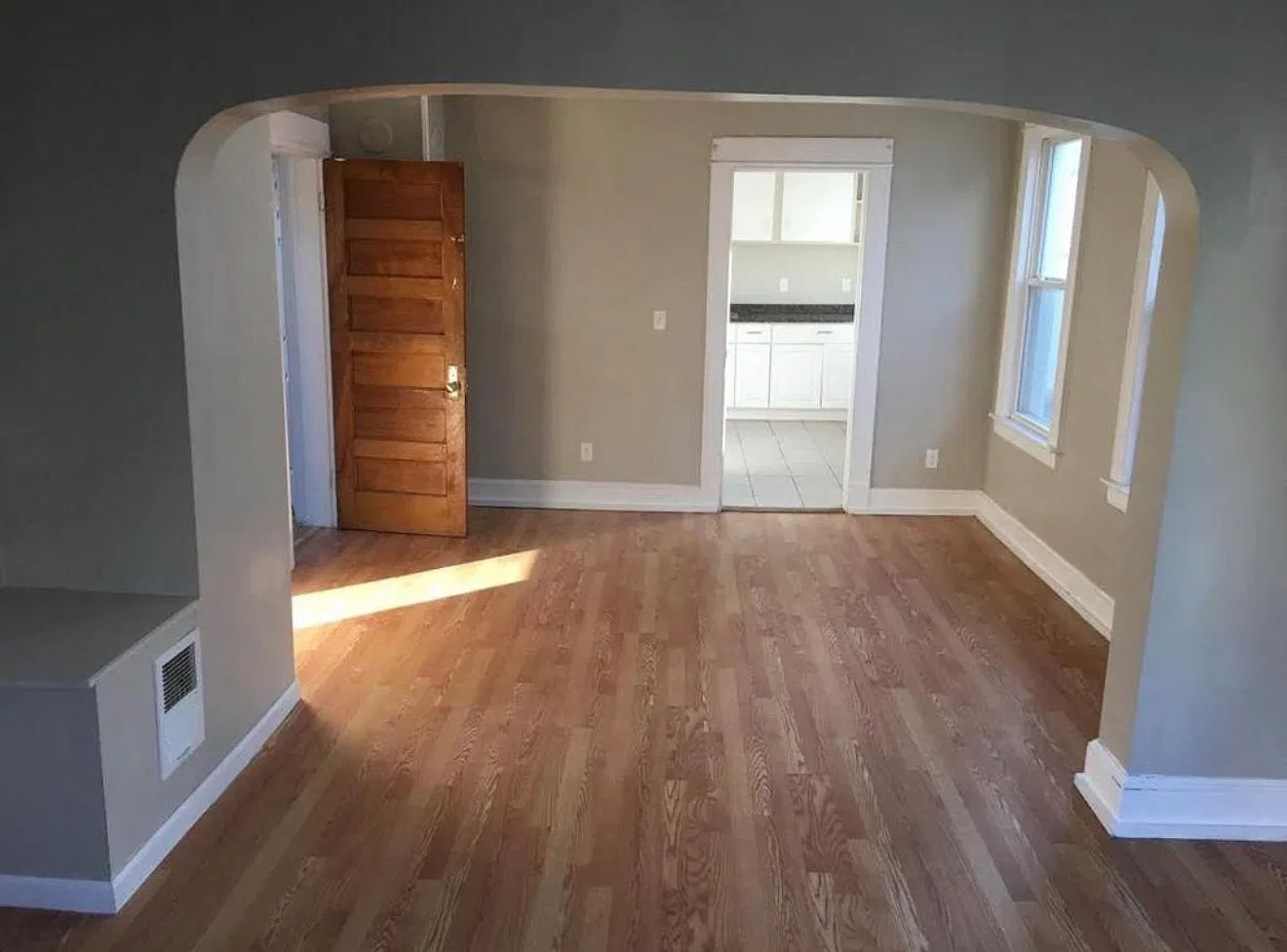 65 Brewster St — Photo 4