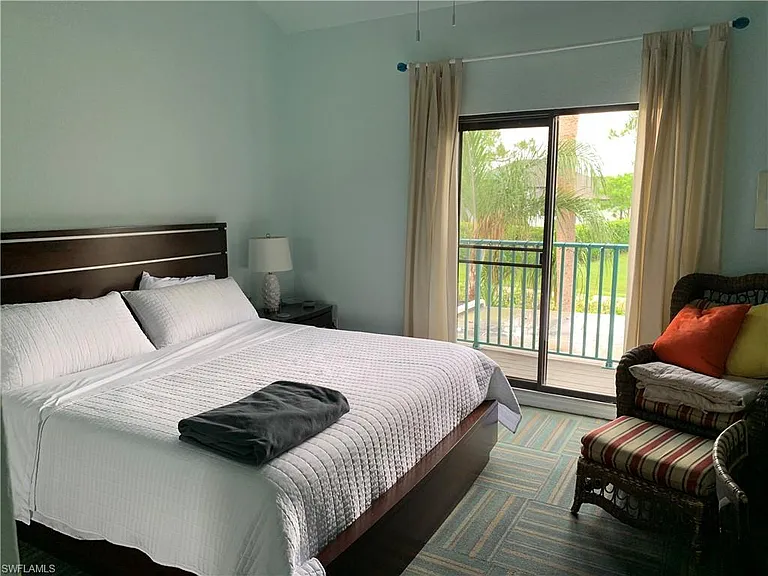 65 Emerald Woods Dr #E8 — Photo 15