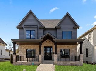 226 S Columbia St, Naperville, IL 60540