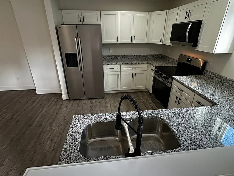 Sedalia Townhomes — Photo 10