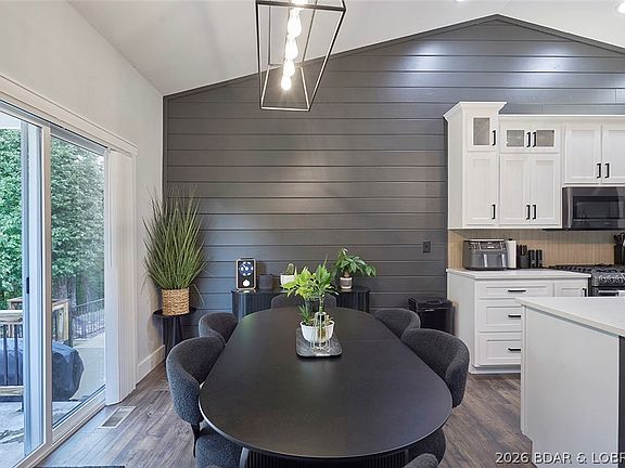 4th image of 137 Spring Rd