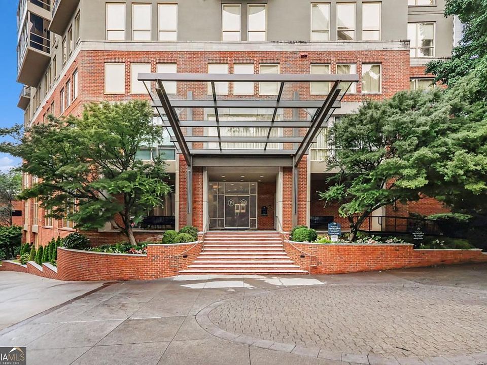 1st image of 2626 Peachtree Rd NW Unit 205
