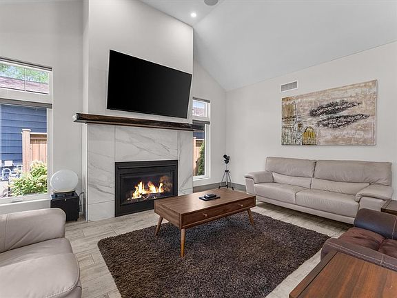 4th image of 1310 Poisson St