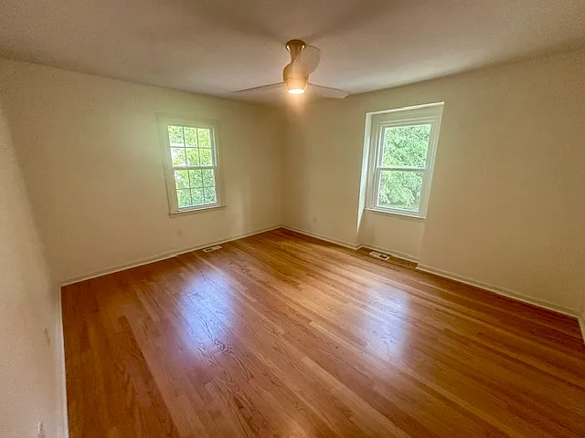 5404 Knollwood Rd — Photo 19