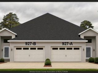 927 Bouffard Rd #927, Lasalle, ON N9J2Y1