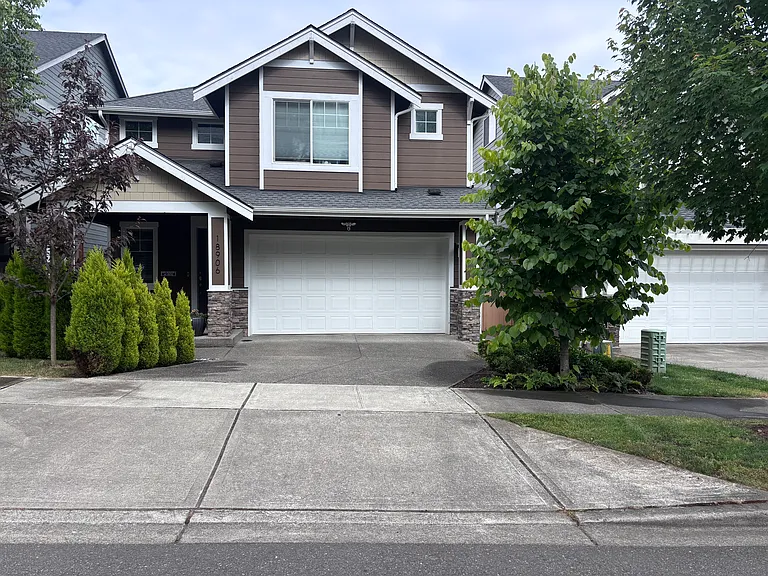 18906 124th Ave SW — Photo 1
