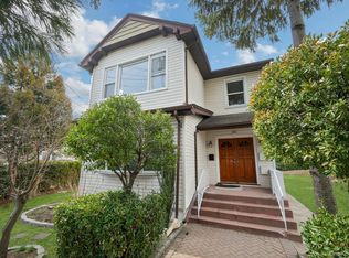 56 Stephenson Boulevard, New Rochelle, NY 10801