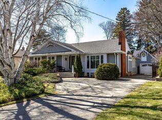 2119 Paisley Ave, Burlington, ON L7R 1W1
