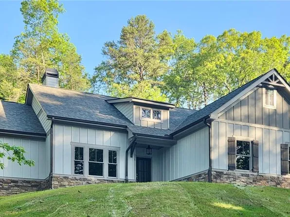 226 Chickasaw Dr, Waleska, GA 30183