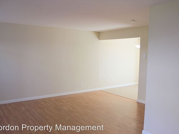 5th image of 1616 Hollenbeck Ave APT 5