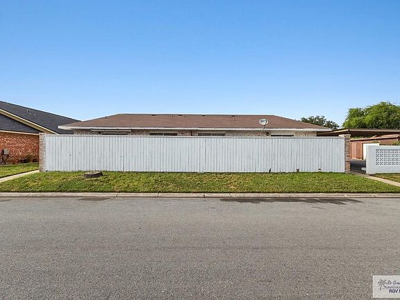 3rd image of 608 W Iris Ave
