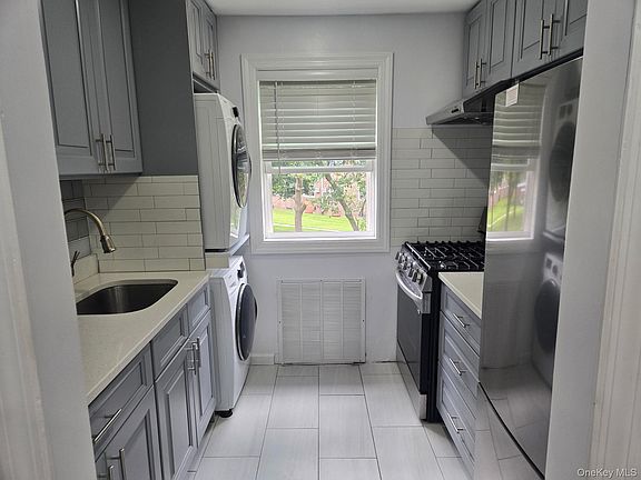 2nd image of 224-14 Kingsbury Avenue #B