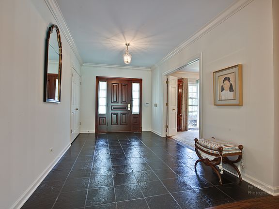 3rd image of 292 Sussex Lane