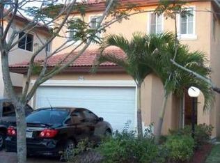 949 NE 41 Te, Miami, FL 33031