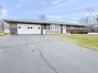 7248 Wheatland Ter, Cherry Valley, IL 61016