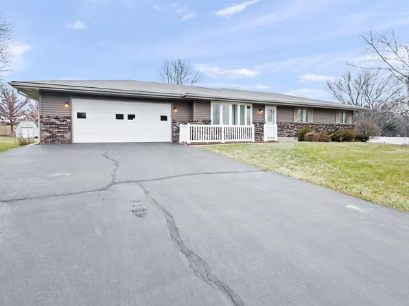 7248 Wheatland Ter, Cherry Valley, IL 61016