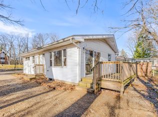 405 S Shore Dr, Battle Creek, MI