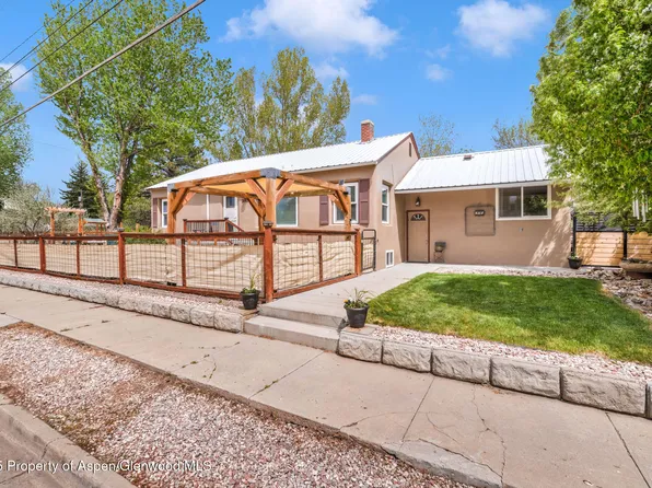 235 W 8th St, Craig, CO 81625