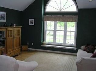 257 S Thistle Down Dr, Kennett Square, PA 19348