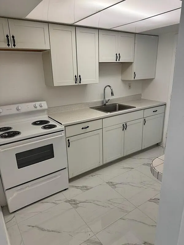2 bed, 1.0 bath, 1000 sqft, $1,650 — Photo 1